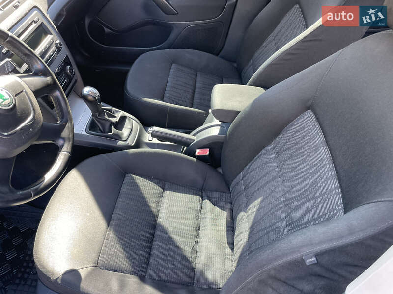 Лифтбек Skoda Octavia 2010 в Виноградове