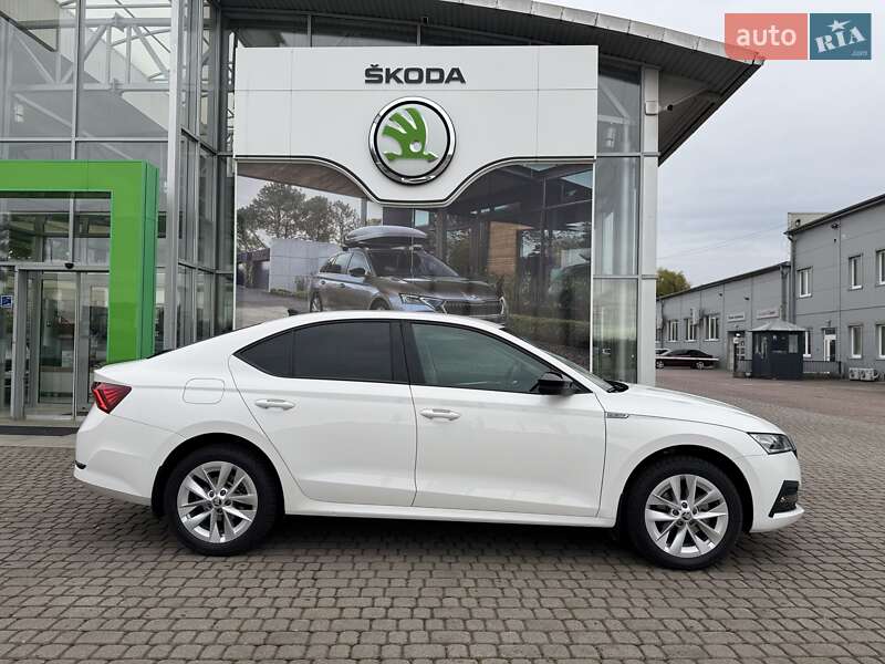 Лифтбек Skoda Octavia 2023 в Мукачево