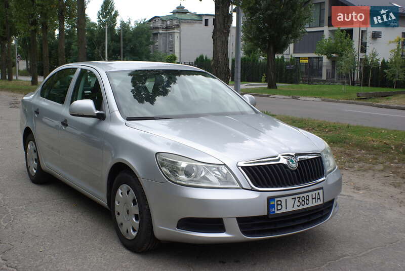 Лифтбек Skoda Octavia 2011 в 