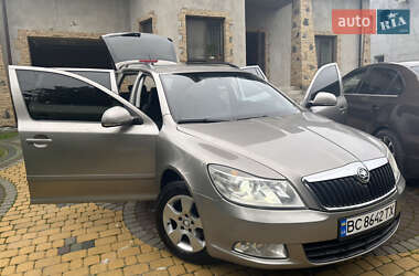 Универсал Skoda Octavia 2011 в 