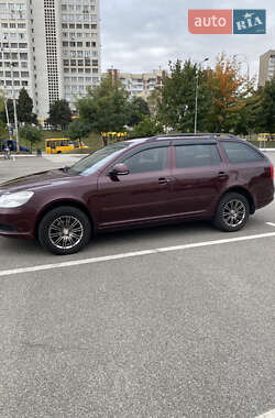 Универсал Skoda Octavia 2010 в 