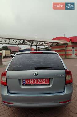 Универсал Skoda Octavia 2010 в 