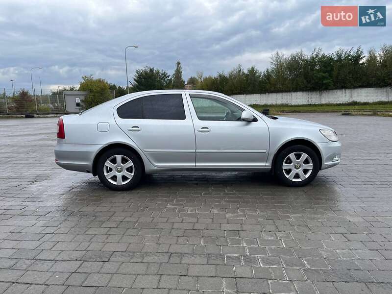 Ліфтбек Skoda Octavia 2012 в Львові