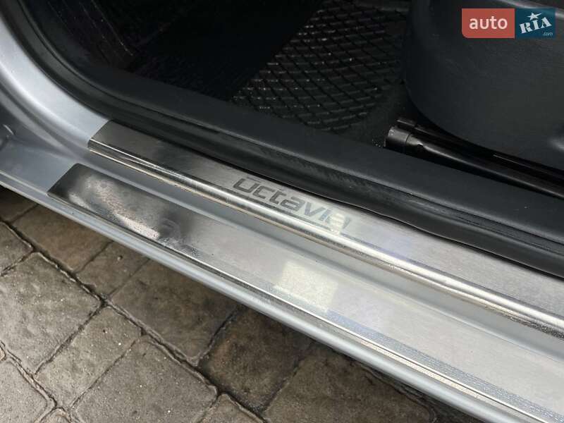 Ліфтбек Skoda Octavia 2012 в Львові