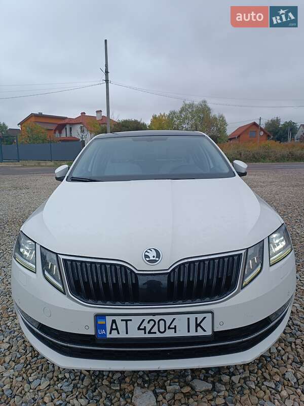 Лифтбек Skoda Octavia 2017 в Калуше