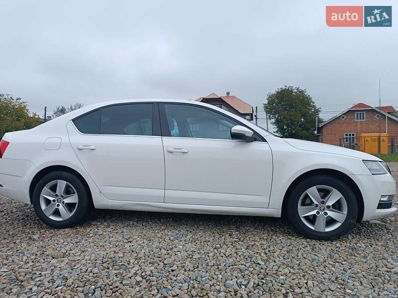 Лифтбек Skoda Octavia 2017 в Калуше