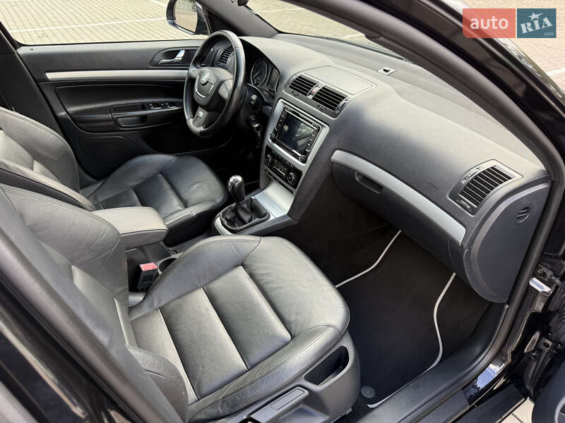 Универсал Skoda Octavia 2009 в Луцке