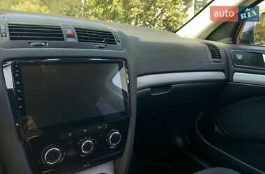 Лифтбек Skoda Octavia 2012 в 
