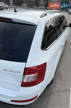 Универсал Skoda Octavia 2015 в 