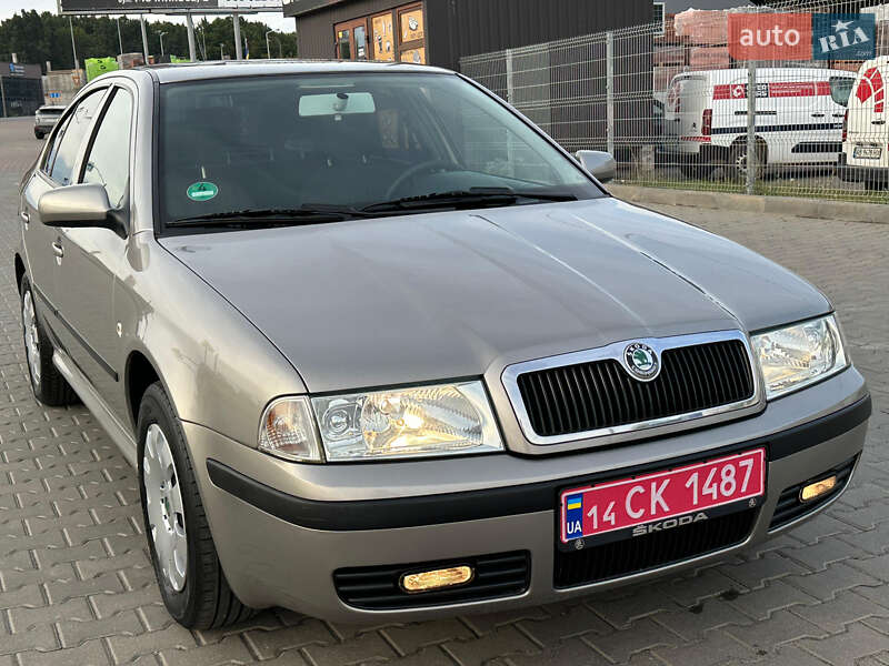 Лифтбек Skoda Octavia 2006 в 