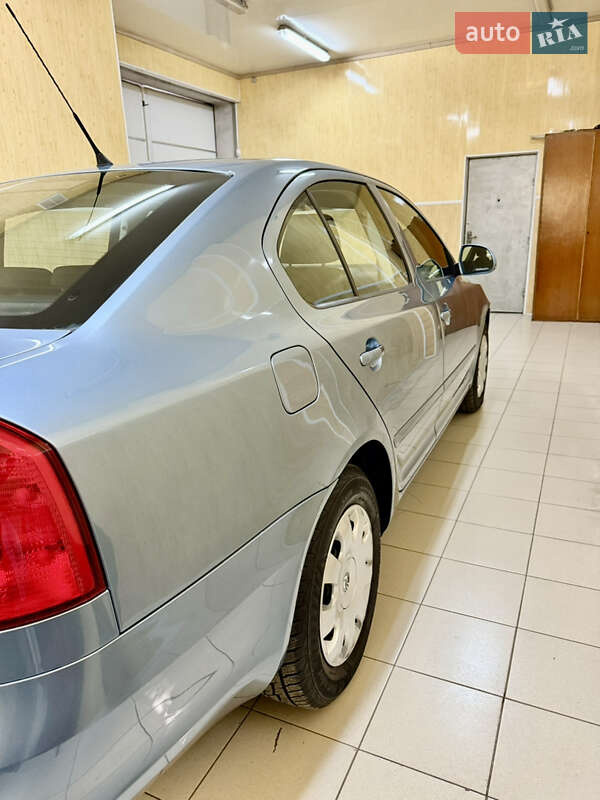 Лифтбек Skoda Octavia 2009 в Хмельницком