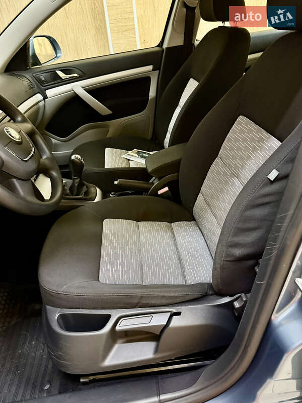 Лифтбек Skoda Octavia 2009 в Хмельницком