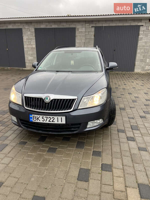 Skoda Octavia 2011 Skoda Octavia 2011