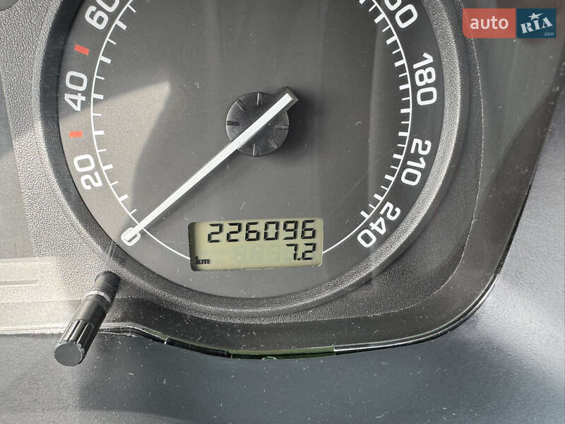 Ліфтбек Skoda Octavia 2003 в Козельщині