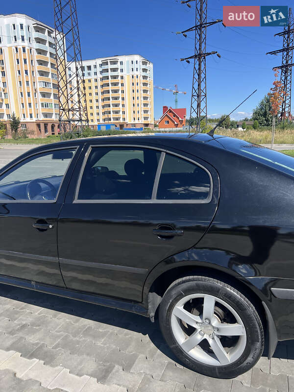 Ліфтбек Skoda Octavia 2005 в Києві