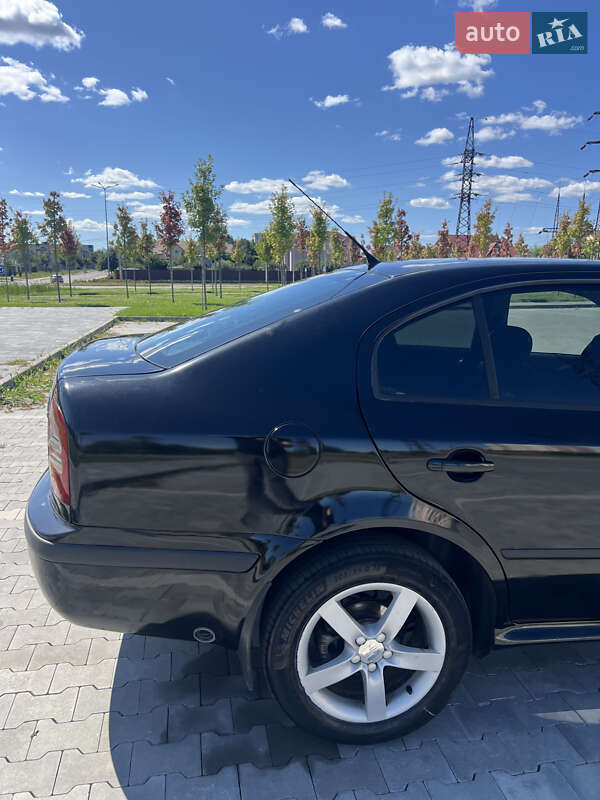 Ліфтбек Skoda Octavia 2005 в Києві