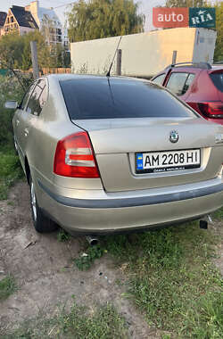 Лифтбек Skoda Octavia 2005 в Софиевской Борщаговке