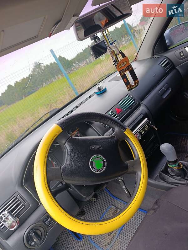 Универсал Skoda Octavia 2003 в Кельменцах фото 4 Универсал Skoda Octavia 2003 в Кельменцах