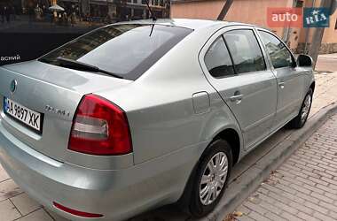 Лифтбек Skoda Octavia 2012 в 