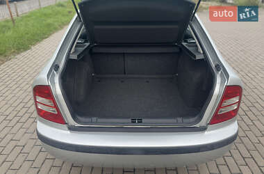 Лифтбек Skoda Octavia 2008 в 