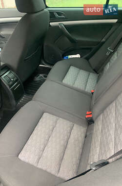 Универсал Skoda Octavia 2009 в 