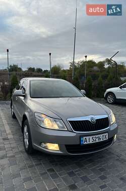Лифтбек Skoda Octavia 2012 в 