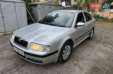 Ліфтбек Skoda Octavia 2001 в Виноградові