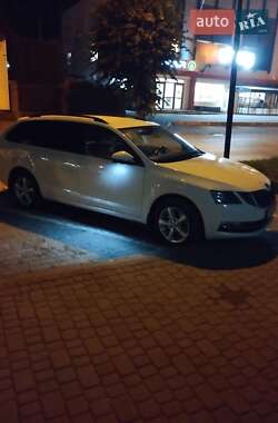 Універсал Skoda Octavia 2017 в Бориславі