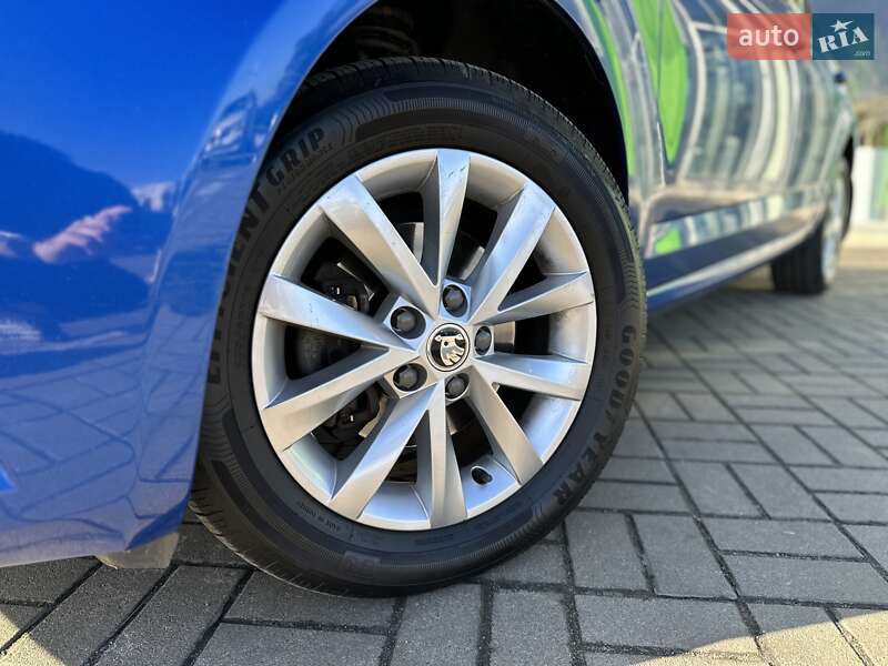 Лифтбек Skoda Octavia 2018 в Киеве