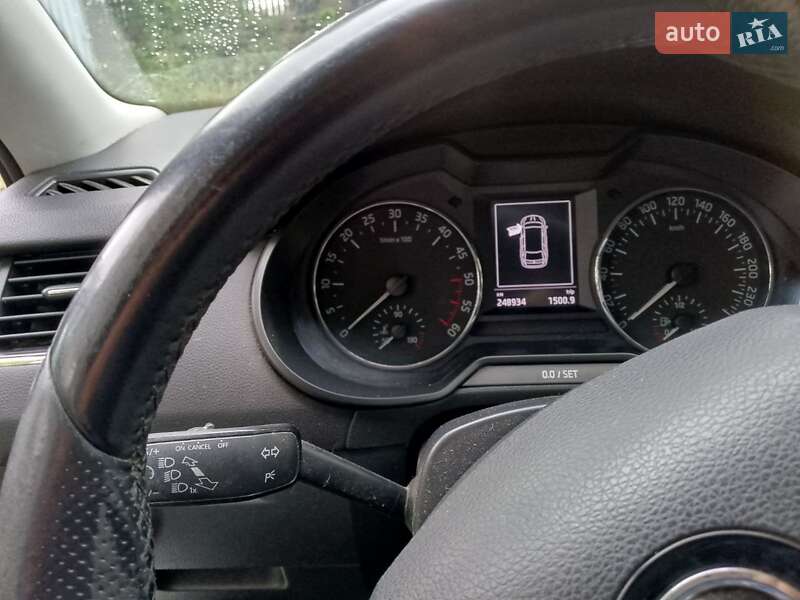 Універсал Skoda Octavia 2014 в Житомирі
