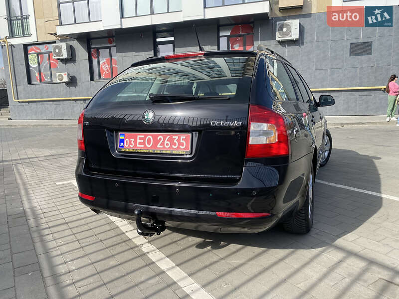 Универсал Skoda Octavia 2011 в Луцке фото 5 Универсал Skoda Octavia 2011 в Луцке