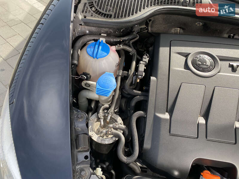 Универсал Skoda Octavia 2011 в Луцке фото 32 Универсал Skoda Octavia 2011 в Луцке