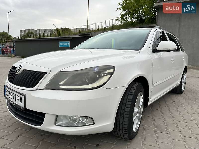 Универсал Skoda Octavia 2011 в Бориславе