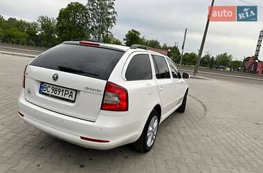 Универсал Skoda Octavia 2011 в 