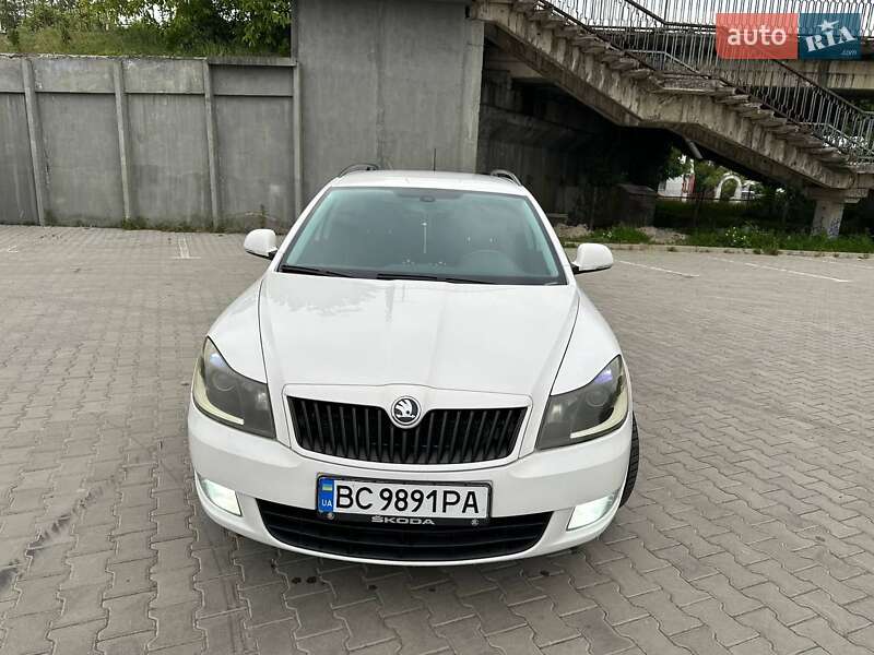Универсал Skoda Octavia 2011 в Бориславе