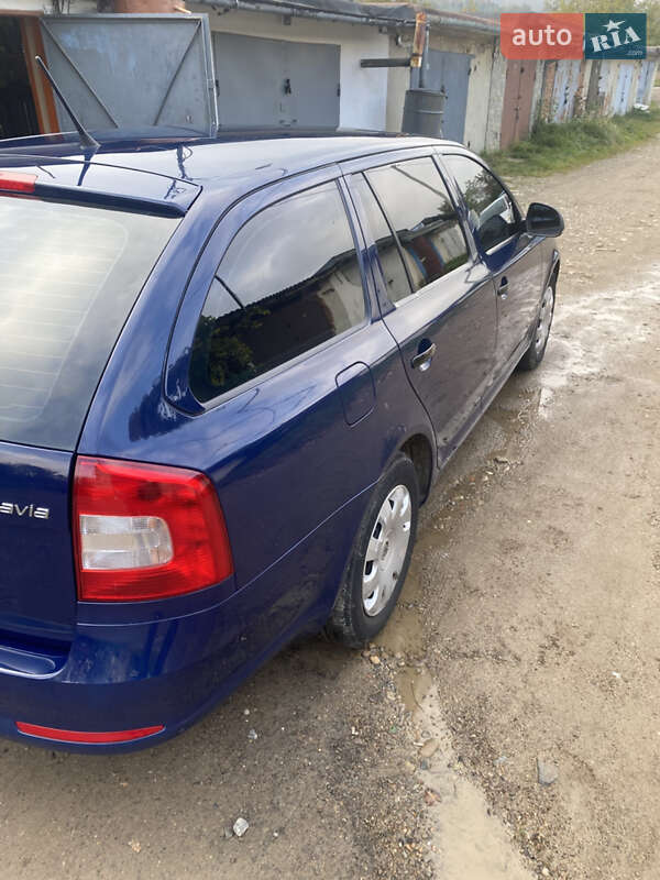 Универсал Skoda Octavia 2011 в Бориславе