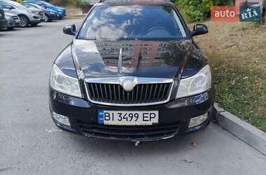 Универсал Skoda Octavia 2009 в Полтаве