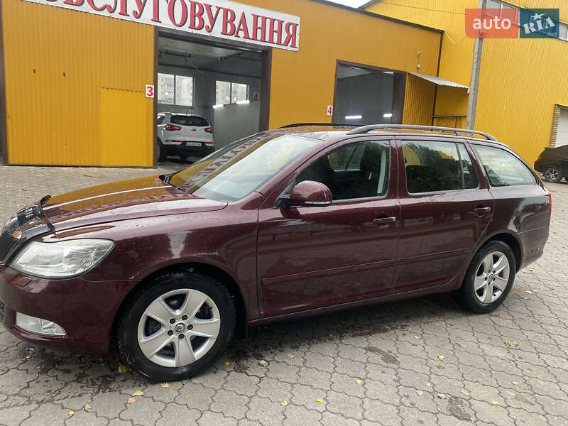 Универсал Skoda Octavia 2009 в Черкассах фото Универсал Skoda Octavia 2009 в Черкассах