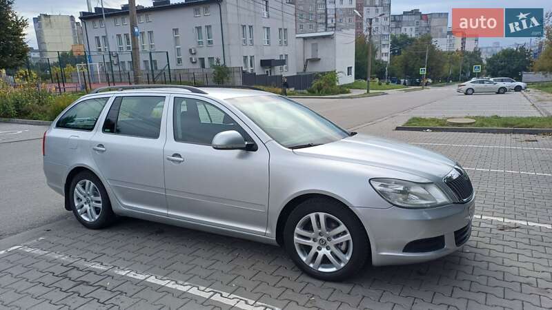 Skoda Octavia 2011