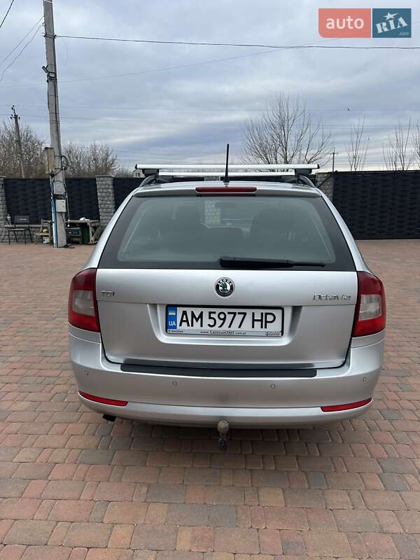Универсал Skoda Octavia 2013 в Житомире фото 3 Универсал Skoda Octavia 2013 в Житомире