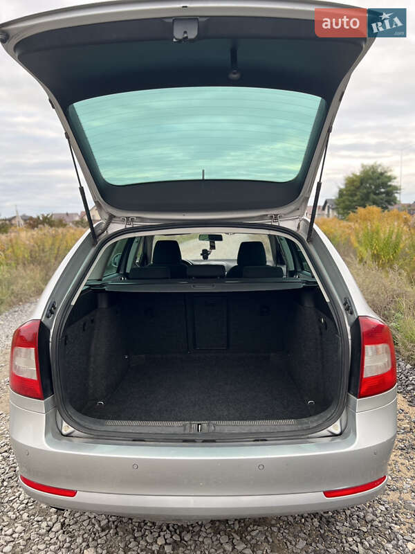 Универсал Skoda Octavia 2012 в Бродах фото 8 Универсал Skoda Octavia 2012 в Бродах