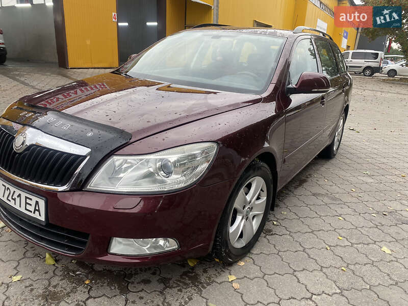 Универсал Skoda Octavia 2009 в Черкассах фото 21 Универсал Skoda Octavia 2009 в Черкассах