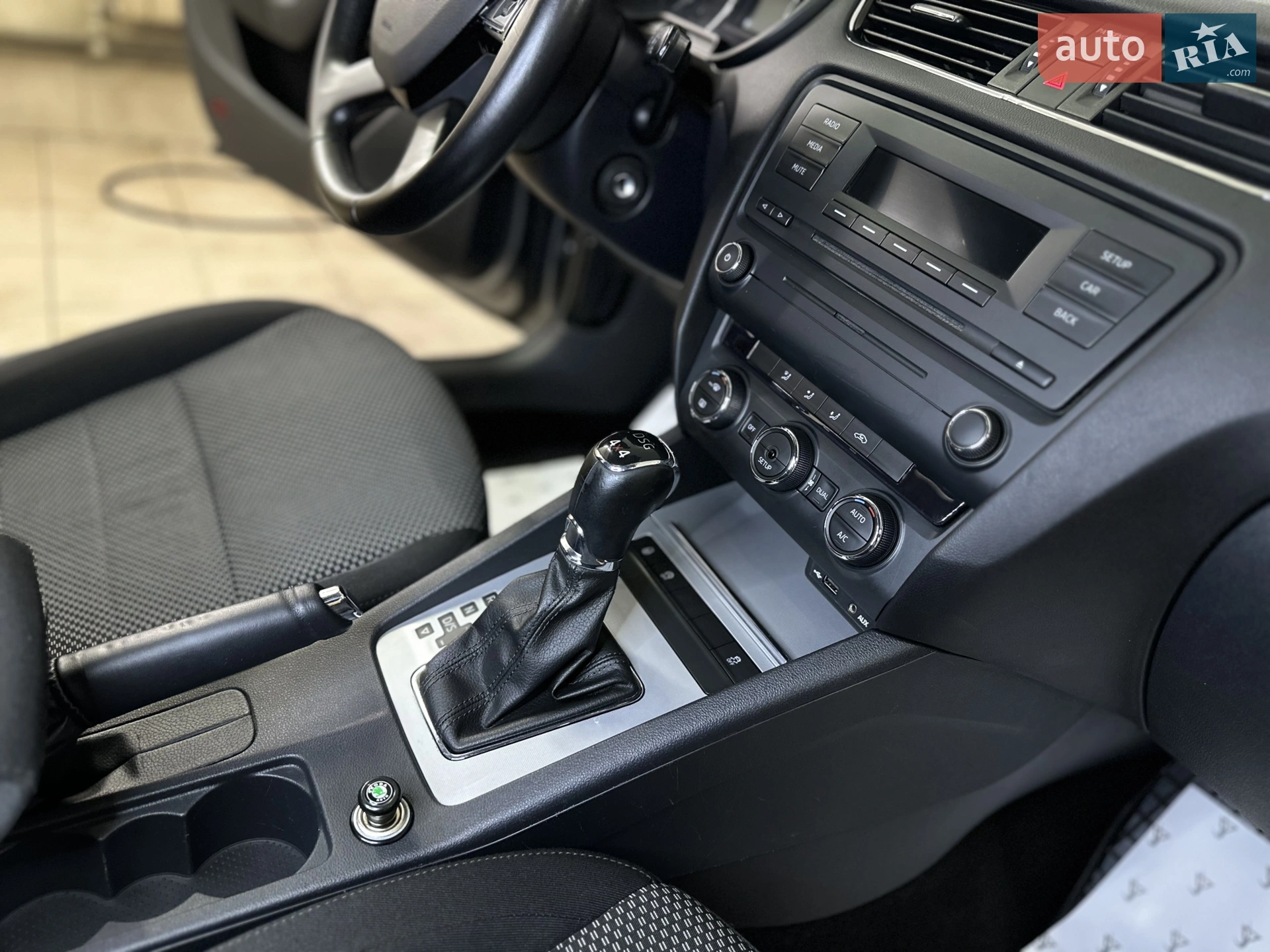 2013 Skoda Octavia - мініатюра 32