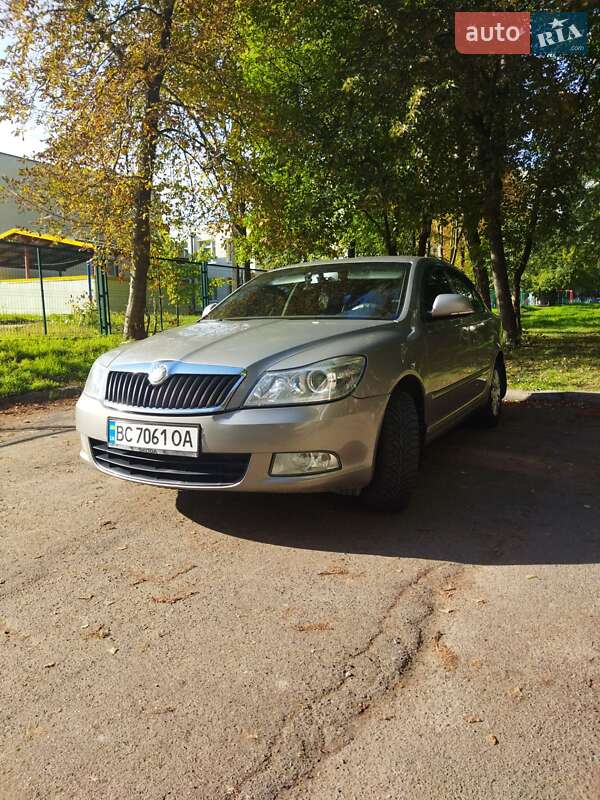 Лифтбек Skoda Octavia 2010 в Львове фото 4 Лифтбек Skoda Octavia 2010 в Львове