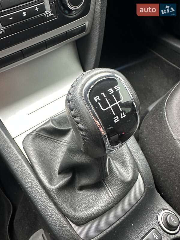 Универсал Skoda Octavia 2010 в Белогородке