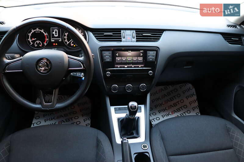 Ліфтбек Skoda Octavia 2019 в Львові