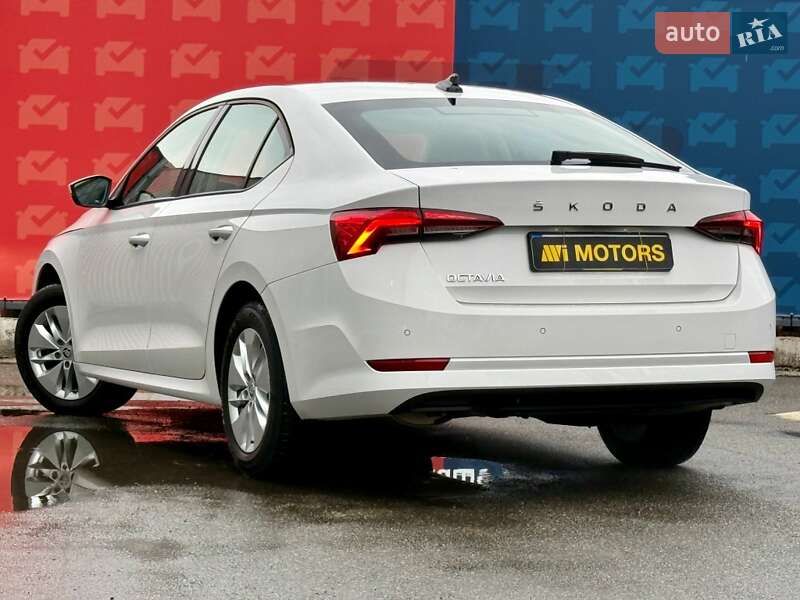 Лифтбек Skoda Octavia 2021 в Киеве