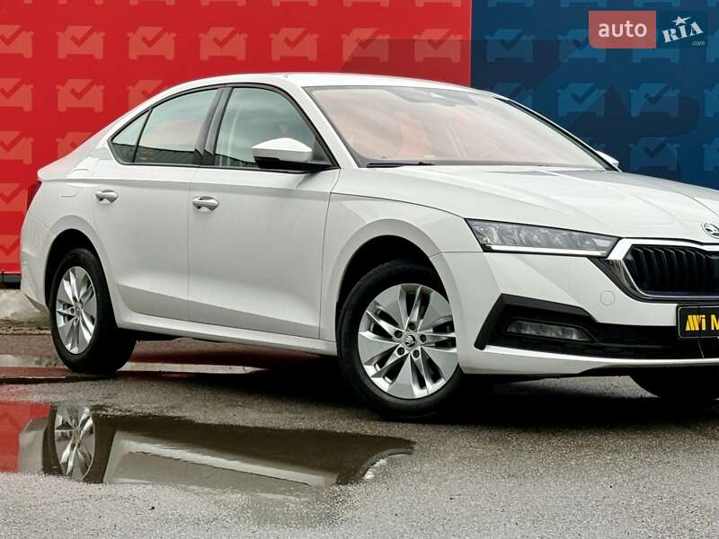 Лифтбек Skoda Octavia 2021 в Киеве