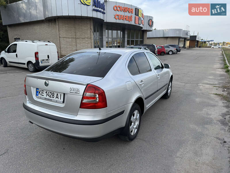 Ліфтбек Skoda Octavia 2005 в Кам'янському