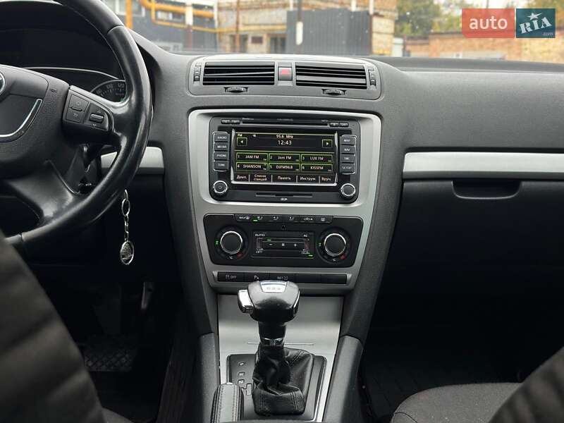 Универсал Skoda Octavia 2011 в Киеве фото 32 Универсал Skoda Octavia 2011 в Киеве